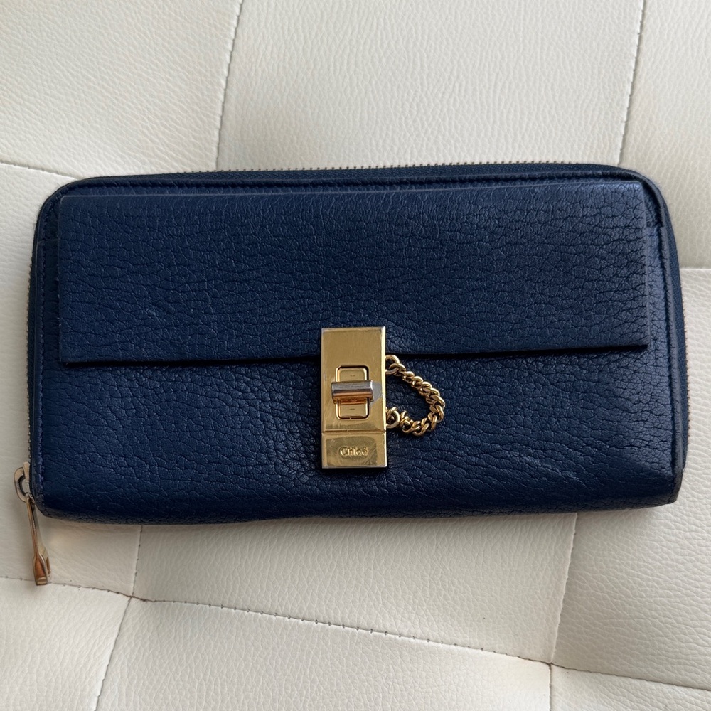 Chloé Blue Leather Zip Wallet with Gold Hardware